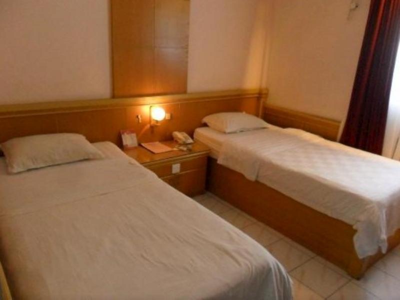 Hotel Hangtuah Padang  Dış mekan fotoğraf