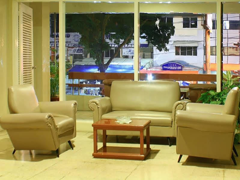 Hotel Hangtuah Padang  Dış mekan fotoğraf