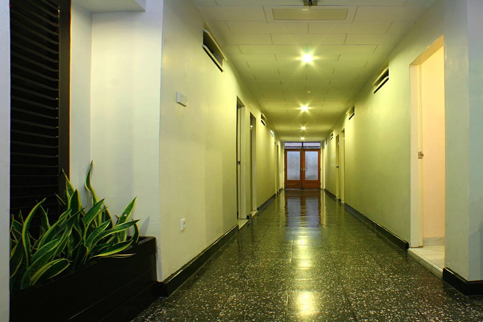 Hotel Hangtuah Padang  Dış mekan fotoğraf